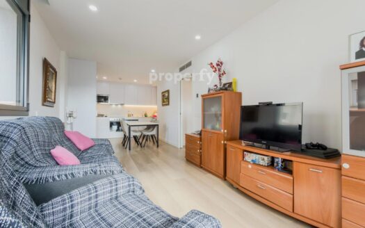 Piso 2 habitaciones con cocina abierta en Sabadell