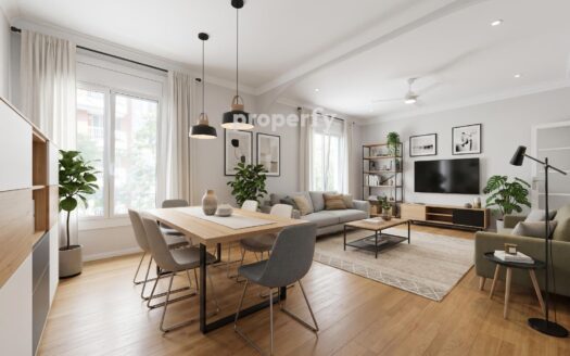Piso a reformar de 3 habitaciones en Eixample