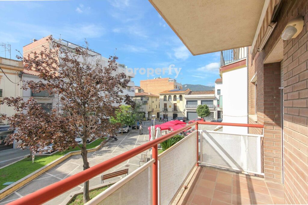 Casa pareada con garaje en Caldes de Montbui